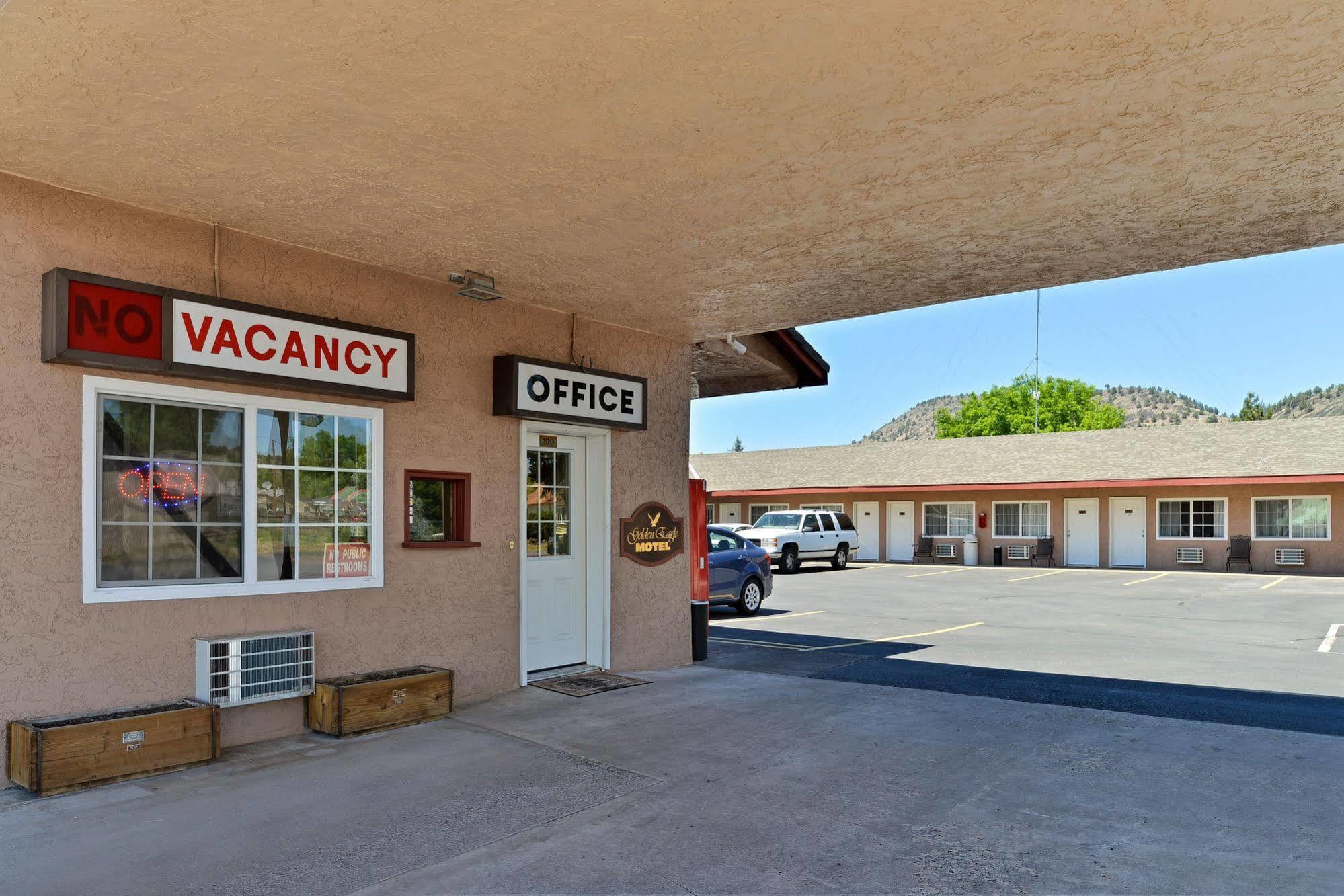 Golden Eagle Motel Dorris Exterior photo